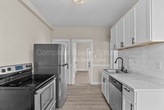 Foto del edificio - 4102 California Ave