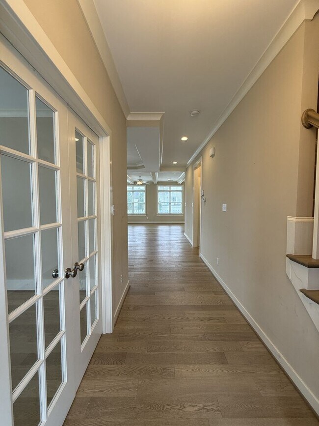 Building Photo - Charming 3-Bedroom Townhome in Poquoson