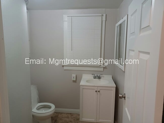 Foto del edificio - 3343 Lime St