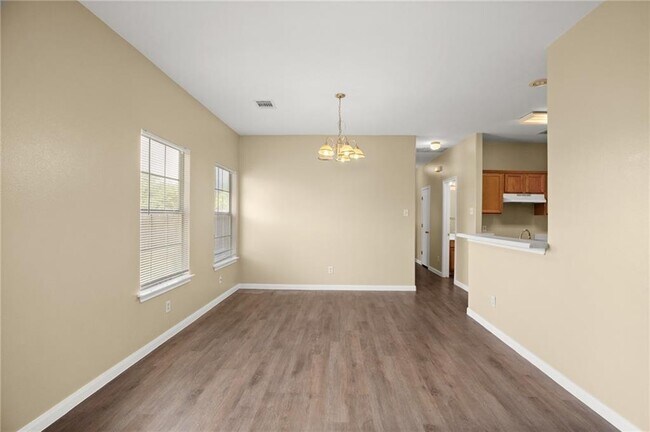 Foto del edificio - 250 Marvin Cove