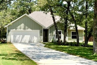 Building Photo - 110 Seminole Cove