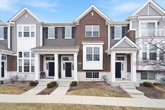 Building Photo - 4462 Monroe Ct