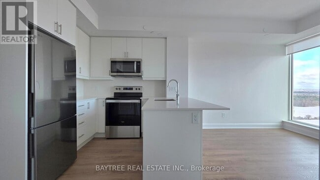 Photo du bâtiment - 3240 William Coltson Ave