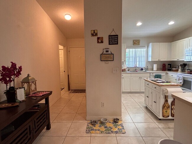 Foto del edificio - 3 BR 2 BA 2 Car Garage Duplex -  Annual Rental -  Sebastian FL