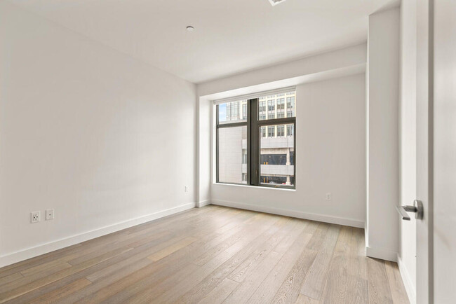 Building Photo - 375 Canal St