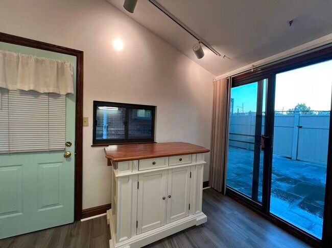 Foto del edificio - 41 S 13th St