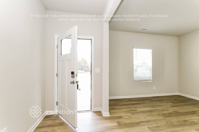 Foto del edificio - 2106 Cherry Crk Rd