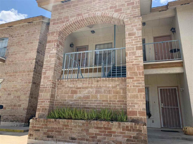 Foto del edificio - 1419 E Gustavus St