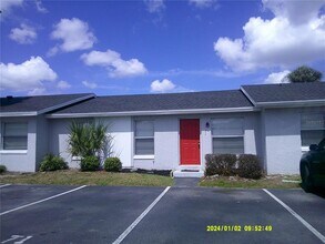 Building Photo - 71 Lake Villa Way