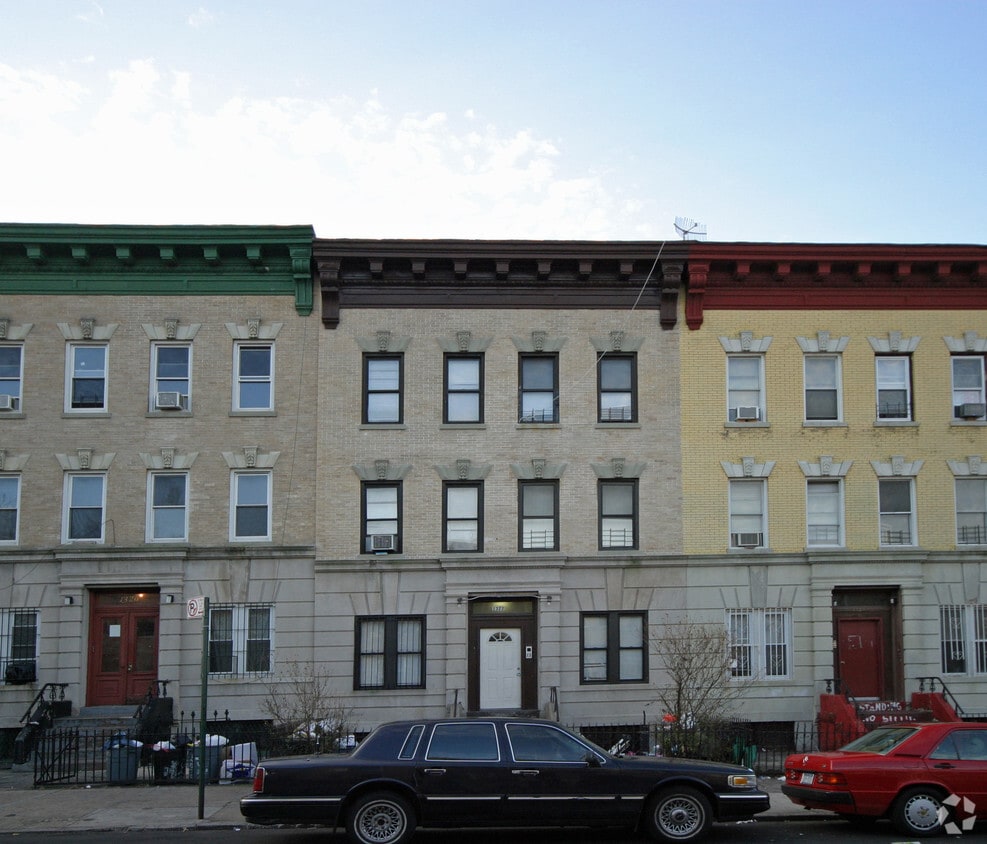 Primary Photo - 1322 Sterling Pl