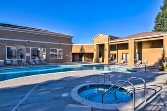 Building Photo - 501 Gibson Dr
