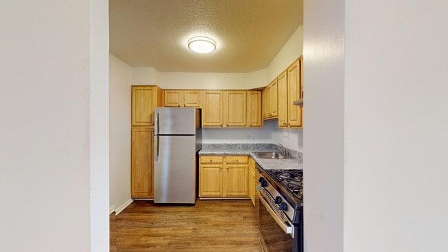 Interior Photo - Waterside Towers