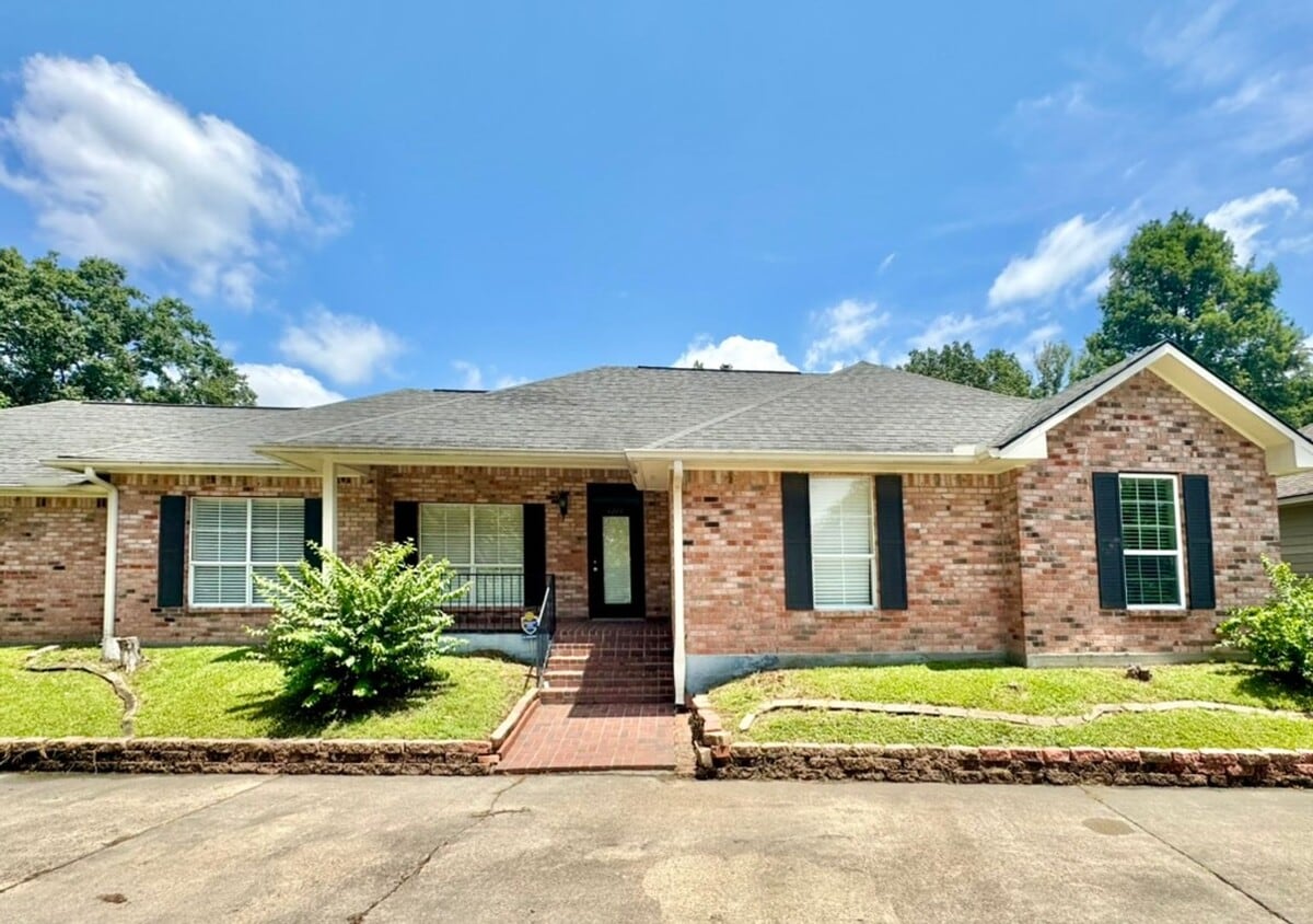 Beautiful 3BR Home in Summer Crossing - Beautiful 3BR Home in Summer Crossing