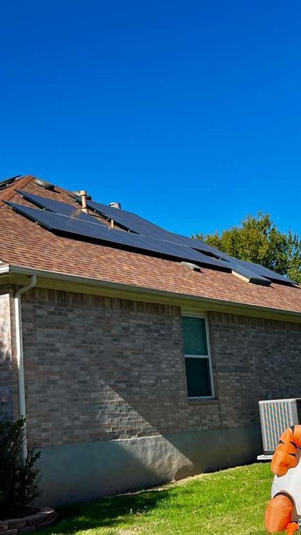 Foto del edificio - 114 Ambrose Dr