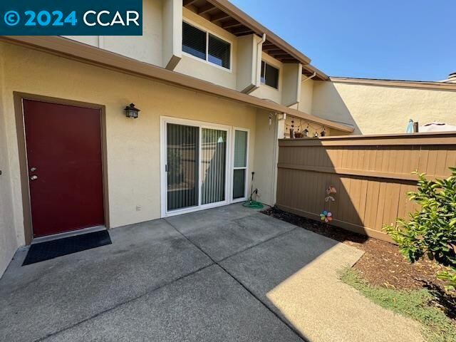 Building Photo - 1826 Pomar Way