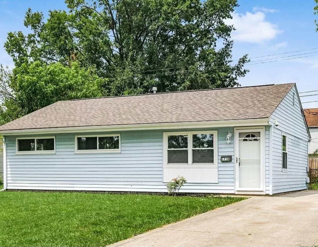 Primary Photo - 1710 Eastfield Dr N