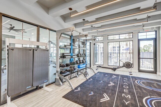 Elan Ruby Lake photo'