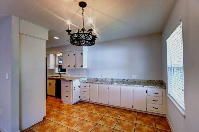 Foto del edificio - 4702 Spellman Rd