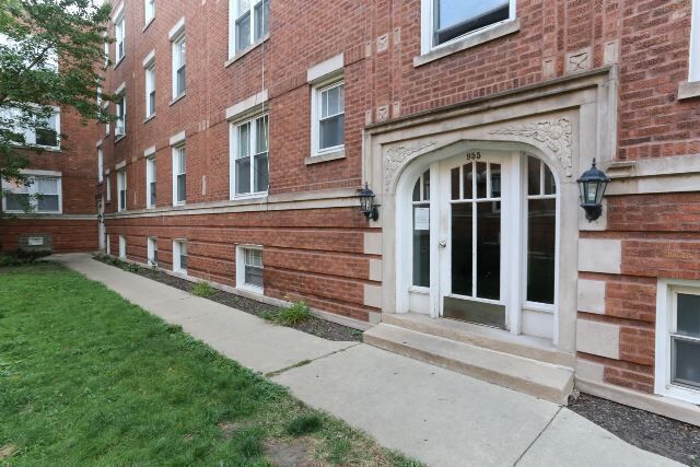 Foto principal - 958 W Cornelia Ave