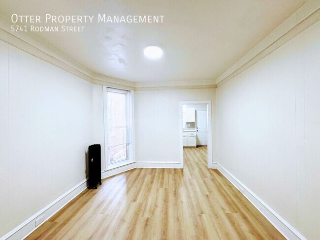Foto del edificio - 5741 Rodman St