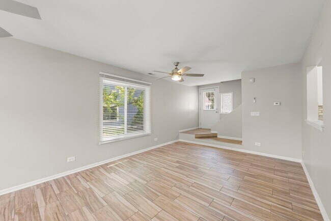 Foto del edificio - 2661 Prairieview Ln S