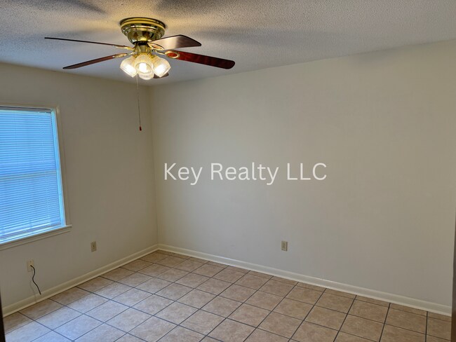 Foto del edificio - 6014 Quail Ridge