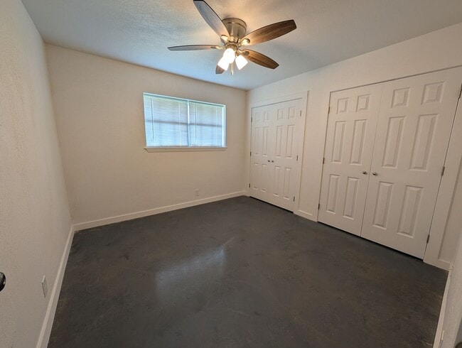 Building Photo - Updated Townhome Available Soon
