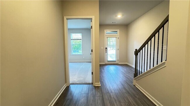 Building Photo - 53 Peeples Dr