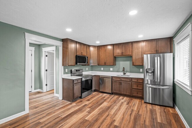 Building Photo - 1469 US-30