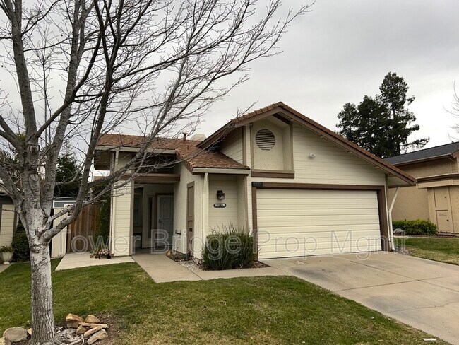 Building Photo - 7109 Heather Tree Dr