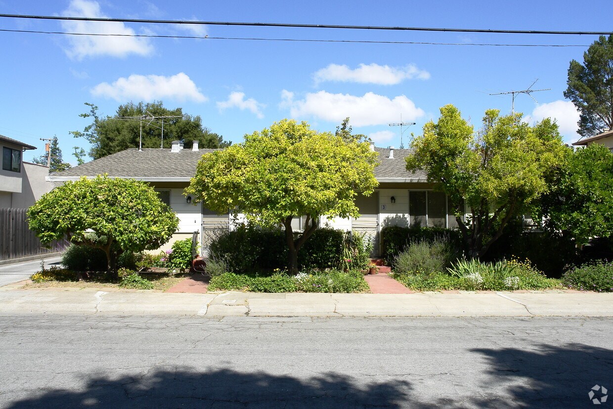Primary Photo - 1040 Florence Ln
