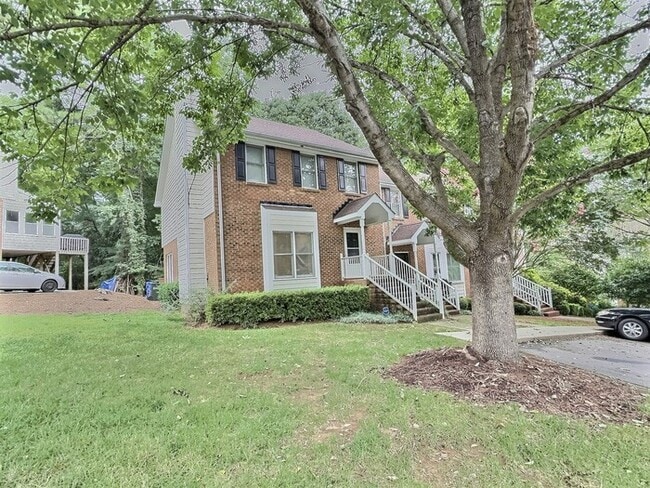 Photo - 7 Preakness Dr House
