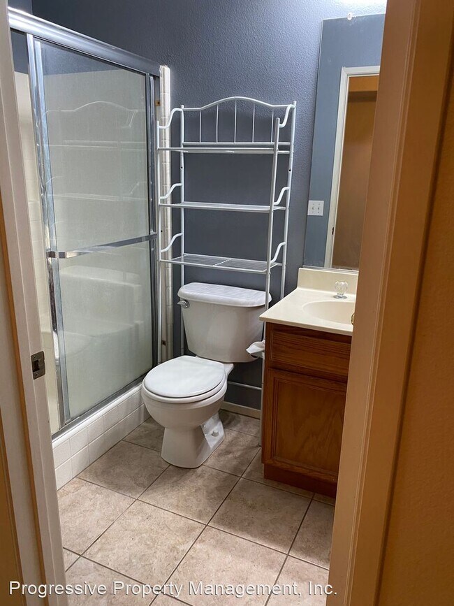 Building Photo - 2 br, 2 bath House - 26352 Arboretum Wy #3501