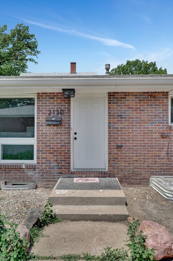 2130 Euclid Ave, Lincoln, NE 68502 Townhome Rentals in Lincoln NE