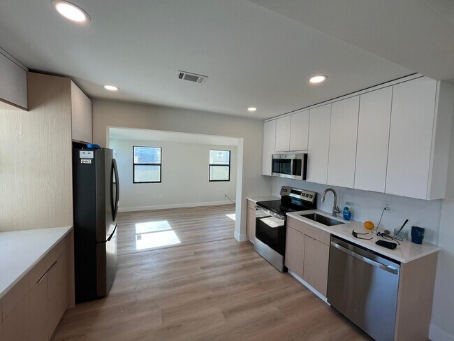 Foto del edificio - 120 W 22nd St