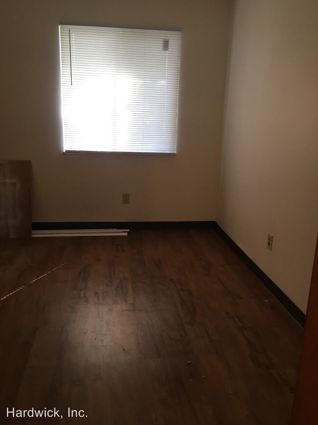 Building Photo - 1467 Genessee Ave