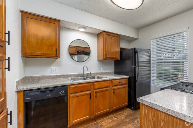 2HAB, 2BA - 1,247 ft² - Cocina - Bent Oaks Apartments