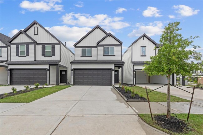 Building Photo - 3221 Rainwood Gate Dr