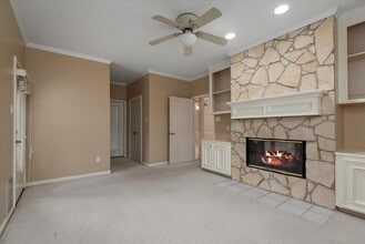 Building Photo - 14151 Buckingham Ln