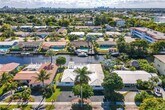 Foto principal - 1418 NE 57th Ct