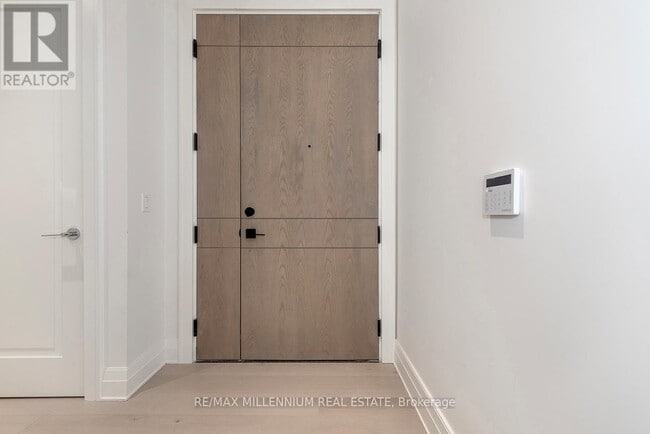 Building Photo - 2 Forest Hill Rd