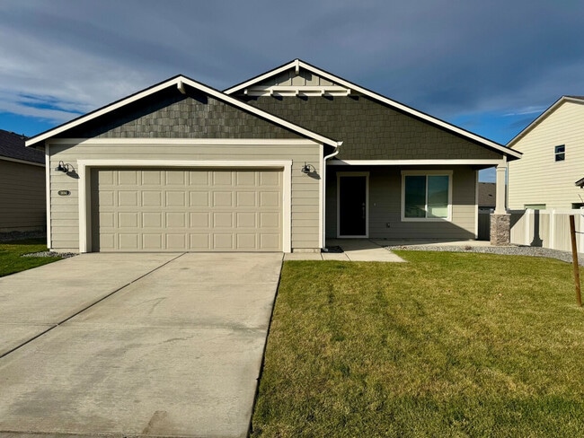 Building Photo - 385 Taft St