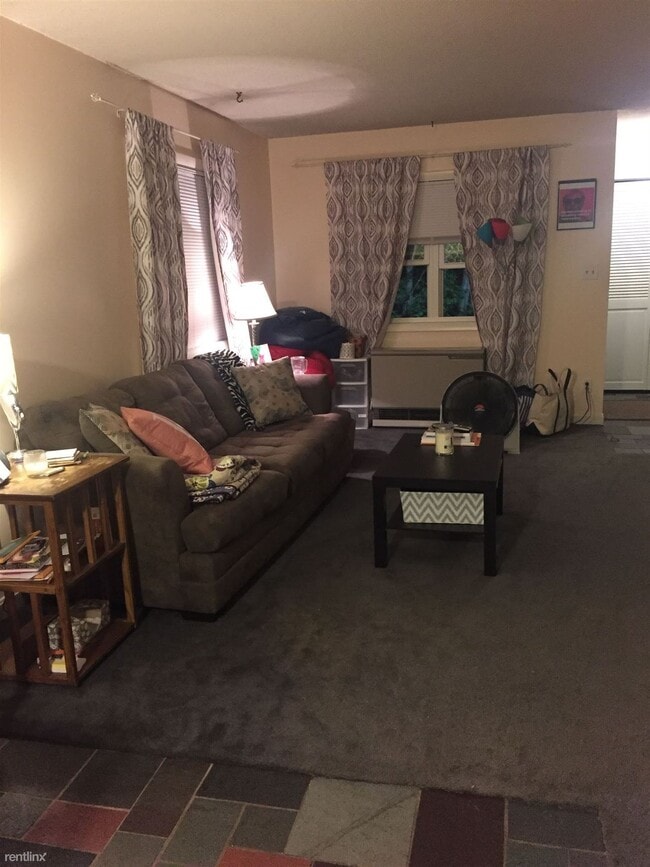 U1 Grandview Dr, South Burlington, VT 05403 Townhome Rentals in South