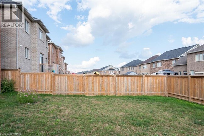 Building Photo - 953 Edinburgh Dr