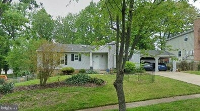 Building Photo - 8905 Bluffwood Ln