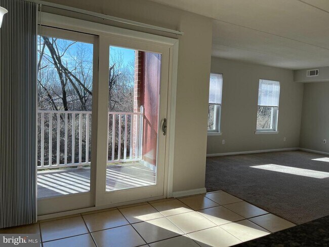Foto del edificio - 1316 West Chester Pike