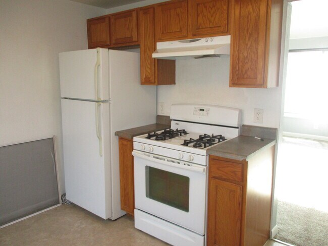 Building Photo - 1651 Vance St