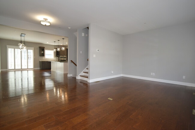 Building Photo - 212 Park Pl