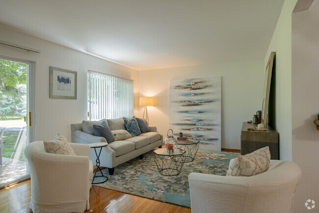 Interior Photo - Park Ridge Commons