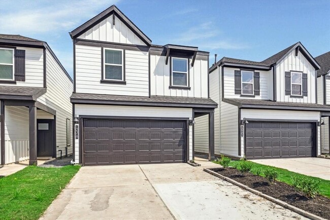 Building Photo - 12319 Basilwood Dr